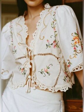Jennifer & Grace Embroidered Vienne Bed Jacket